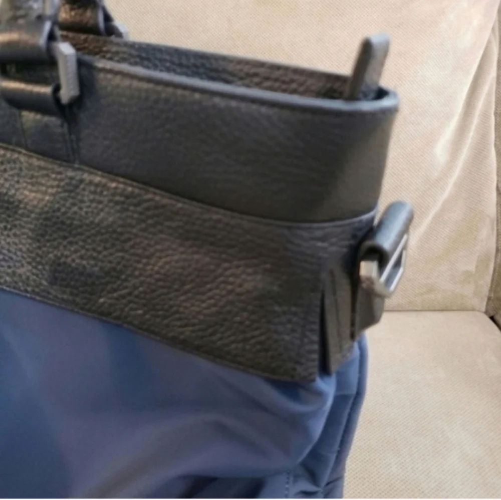 Vince camuto surbo ombre nylon tote